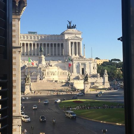 B&B Luxury Piazza Venezia Rom Exterior foto