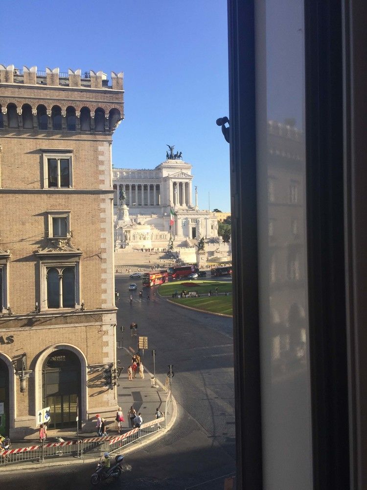 B&B Luxury Piazza Venezia Rom Exterior foto